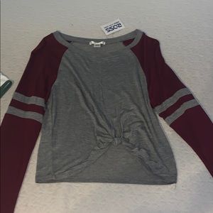 Long sleeve crop top